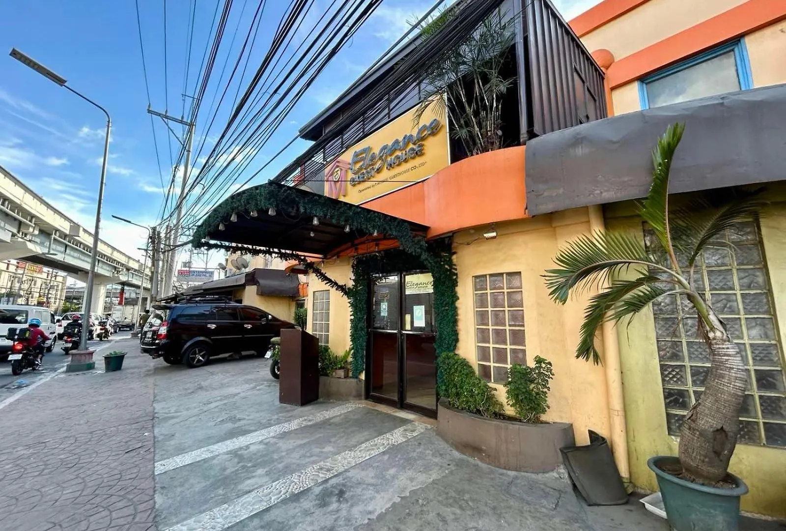 Elegance Guesthouse Pasay