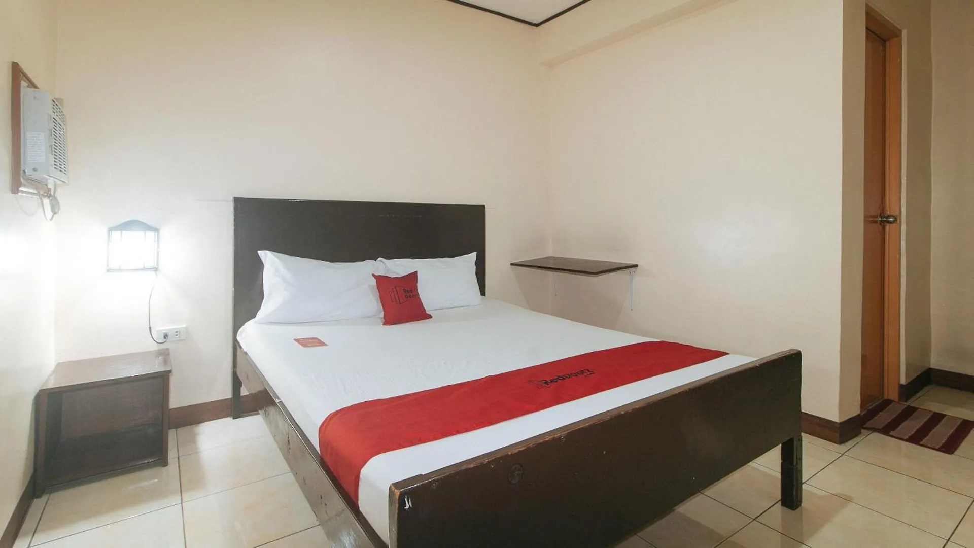 Elegance Guesthouse Pasay 3*,