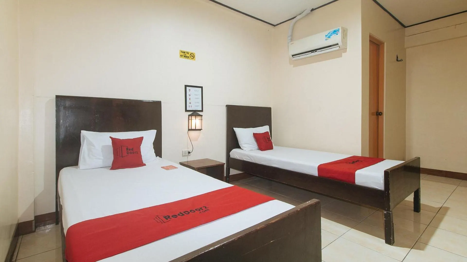 Hotel Elegance Guesthouse Pasay